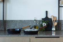 Load image into Gallery viewer, Vermicular Frying Pan + Glass Lid Bundle | 26cm Deep